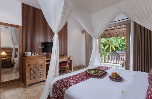 Kemenuh Hostel | Kailash Suite by GenuineHost