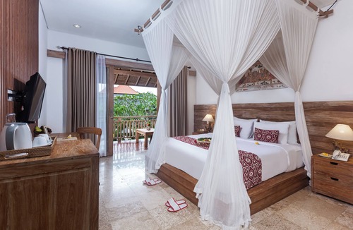 Kemenuh Hostel | Kailash Suite by GenuineHost