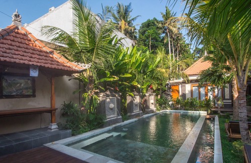 Lodtunduh Villa | KALYA VILLA UBUD 6 BEDROOM PRIVATE POOL AND KITCHEN