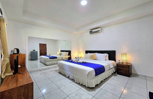 Bukit Hotel | Kampung 168