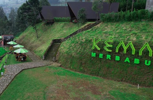 Banaran Hotel | Kema Merbabu