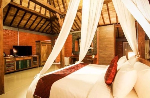 Keramas Bed & Breakfast | Keramas Sacred River Resort - Suite Pool View