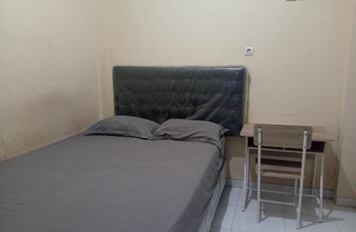 Sinduadi House | Kost Karangjati 3 by Omah Sinten