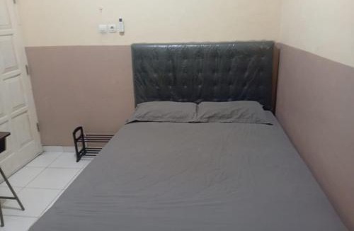 Sinduadi House | Kost Karangjati 3 by Omah Sinten