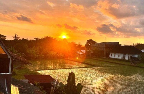 Negara House | KUBU YR Village