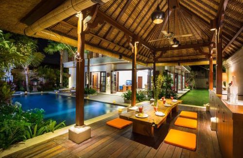 Sanur Kauh Villa | LA-BALI Villa Sanur, Spacious & Large, Private Pool, Pool Table, 5-Minutes walk to the Beach, Free Laundry, Private Cook, Massage, Daily Tour