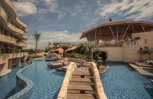 Batu Bolong Resort | La Mewali Resort & Spa Canggu by Ini Vie Hospitality - New Opening