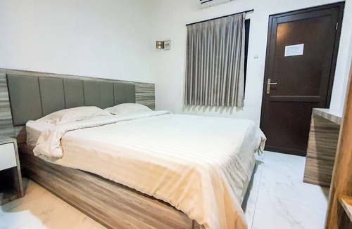 Karawang Hotel | La'rissa Residence by ARBA