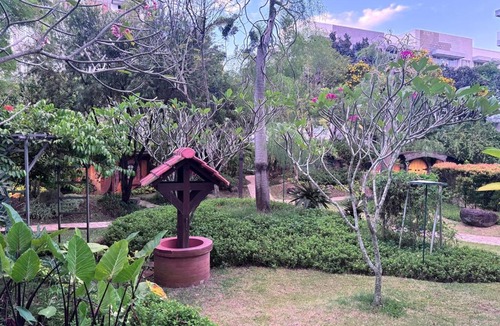 Pagedangan Apartment | Lakeside 2BR Condo Villa Rainbow Spring