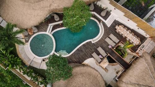 Babakan Villa | Layla Cabana - 7BR Villa in Pererenan - With Private Pool, Spa, Cinema & Gym