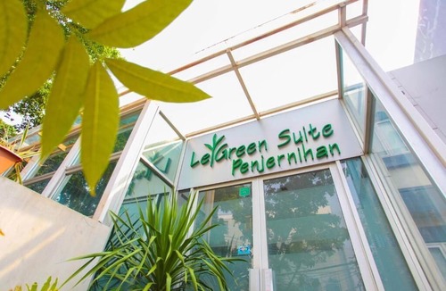 Bendungan Hilir Hotel | LeGreen Suite Penjernihan Jakarta