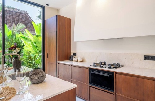 Pererenan Villa | Lily Villa 5 - Cozy 2BR Villa in Serene Canggu w Pool & Garden