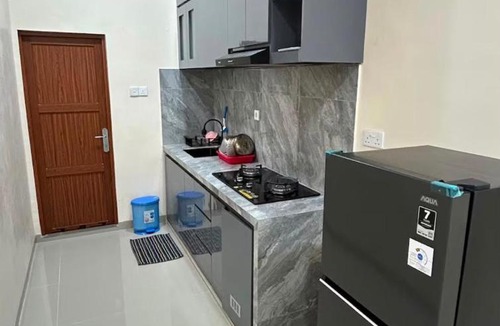 Tanjung Uncang House | Livi Guest House