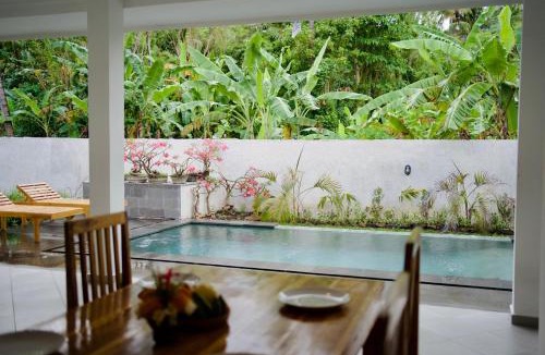 Purwakerti Villa | Lush Tropical Villa Central Amed