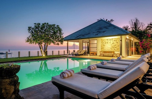 Dencarik Villa | Luxury 15-Bedroom Beachfront & Hillview Estate in North Bali
