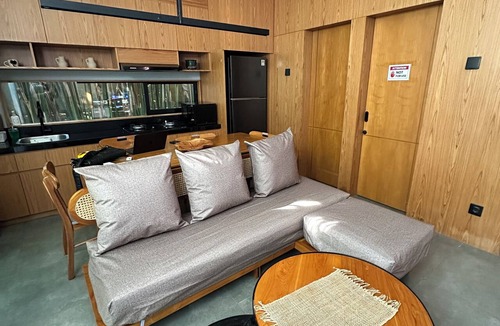 Kedewatan Villa | Luxury 2BR Private Pool Villa in Ubud | Fast WiFi | Near Central Ubud