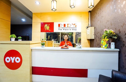 Manado City Centre House | Luxury Deluxe DBL Escape W/Free WiFi and Parking
