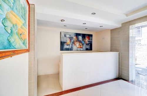 Teuku Umar House | Luxury Deluxe DBL Escape W/Free WiFi and Parking