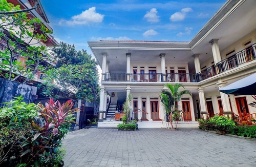 Downtown Kuta House | Luxury Deluxe DBL Escape W/Free WiFi and Parking