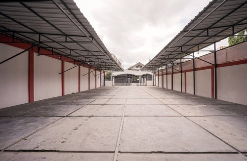Catur Tunggal House | Luxury Deluxe DBL Retreat W/Free WiFi and Parking