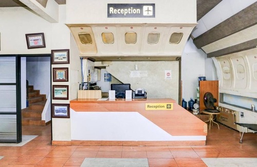 Tangerang House | Luxury Deluxe DBL Retreat W/Free WiFi and Parking