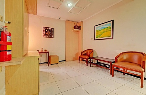 Semarang House | Luxury Deluxe DBL Retreat W/Free WiFi and Parking