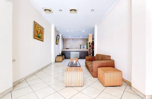 Semarang House | Luxury Deluxe DBL Retreat W/Free WiFi and Parking