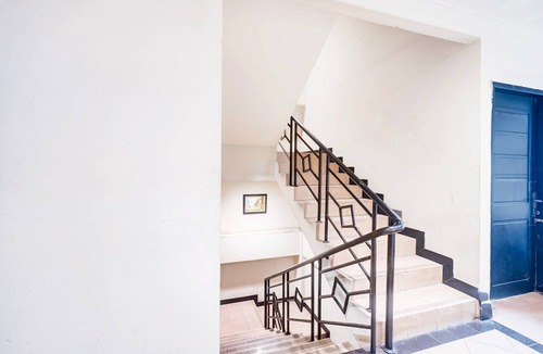 Old Jakarta House | Luxury Deluxe DBL Retreat W/Free WiFi and Parking