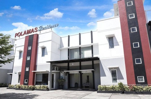 Padang House | Luxury Deluxe DBL Retreat W/Free WiFi and Parking
