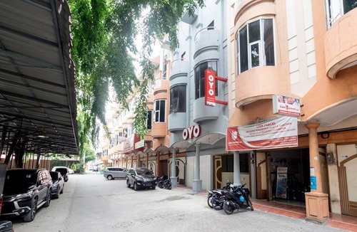 Medan House | Luxury Deluxe DBL Retreat W/Free WiFi and Parking