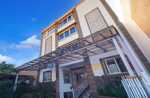 Kartika Plaza House | Luxury Deluxe Double Escape with Free WiFi