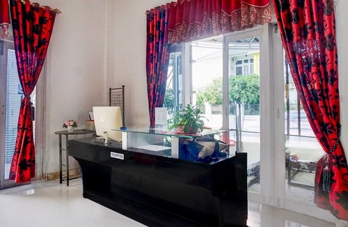 Banda Aceh House | Luxury Twin Stay with Free WiFi and Parking