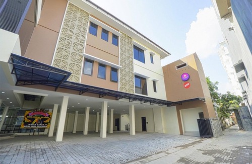 Central Yogyakarta House | Luxury Twin Stay with Free WiFi and Parking