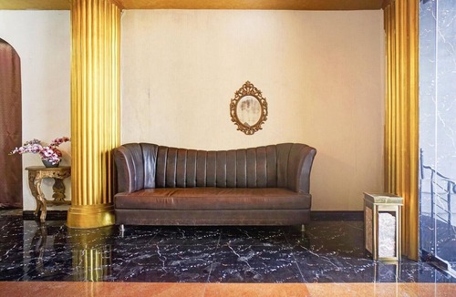 Medan House | Luxury Twin Stay with Free WiFi and Parking