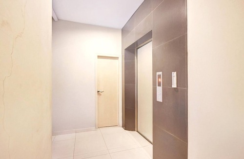 Gambir House | Luxury Twin Stay with Free WiFi and Parking