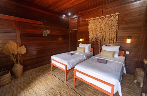 Jungut Batu Hostel | Mad Monkey Nusa Lembongan