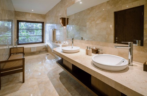 Singakerta Resort | Majestic Suite Jungle