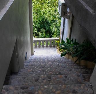 Melayang House | Manwarsa Guest House