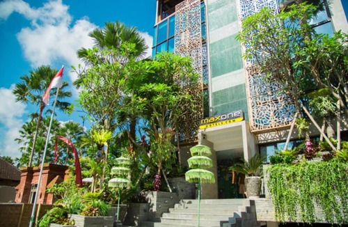 Pengosekan Hotel | MaxOneHotels at Ubud - CHSE Certified