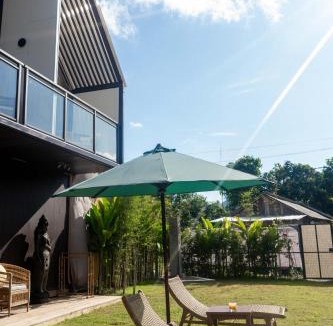 Ungasan Ski Chalet | Meadows Villa