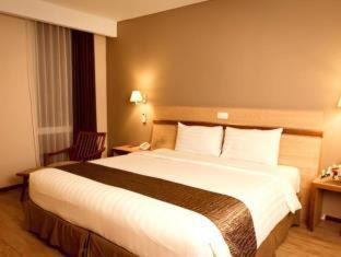 Depok Hotel | Merapi Merbabu Hotel Yogyakarta