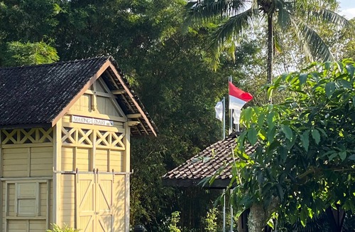 Pringsurat Hotel | MesaStila Resort and Spa