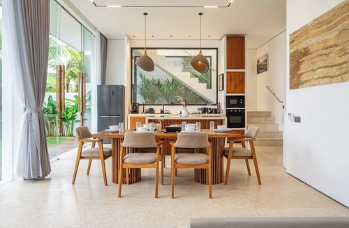 Ungasan Villa | Modern 3BR villa - Ocean View & Rooftop, Pool