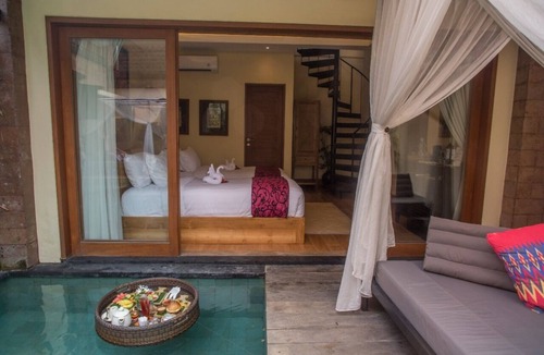 Mas Villa | Modern Balinese architecture design 2 bed villa in Ubud