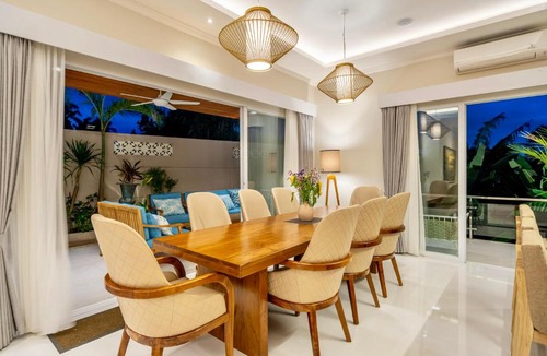Kediri Villa | Modern Designer Villa Canggu, Private Pool, Ricefield Views, Family and Group
