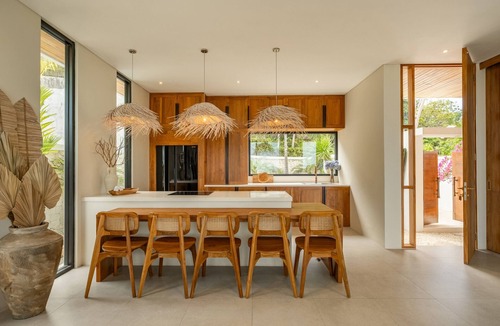 Pecatu Villa | Modern Villa | Ocean Views | Walk to Beaches