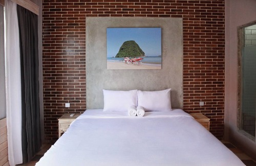 Batu Bolong Hostel | Mojosurf Camp Canggu - Hostel