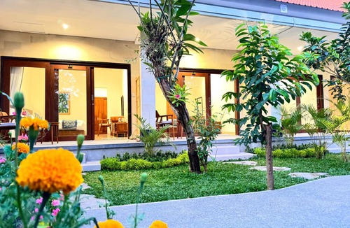 Nyuh Kuning House | Motel ∙ 8 guests