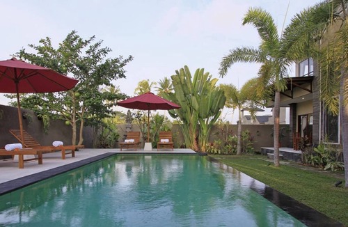 Melayang House | Nang Ade Beautiful Large House close Ubud Center