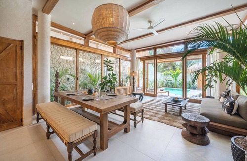 Mushroom Bay Villa | New Stunning Villa "Coral" - 2 Bdr - Lembongan